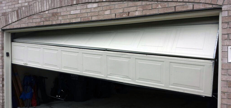 emergency door replacement Aurora, Illinois